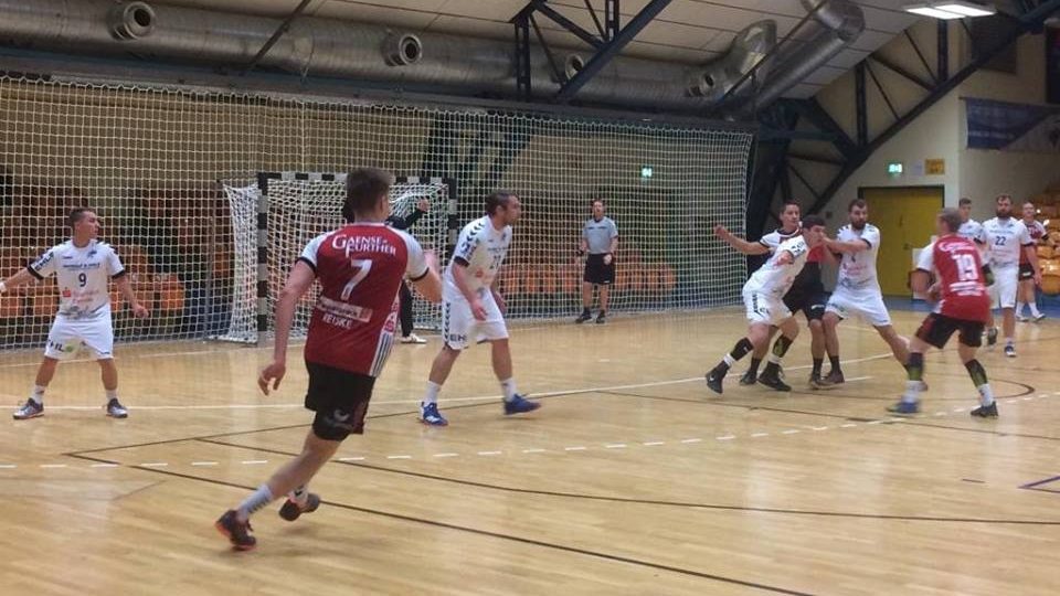 44943286_902734243448060_4655949947084996608_n