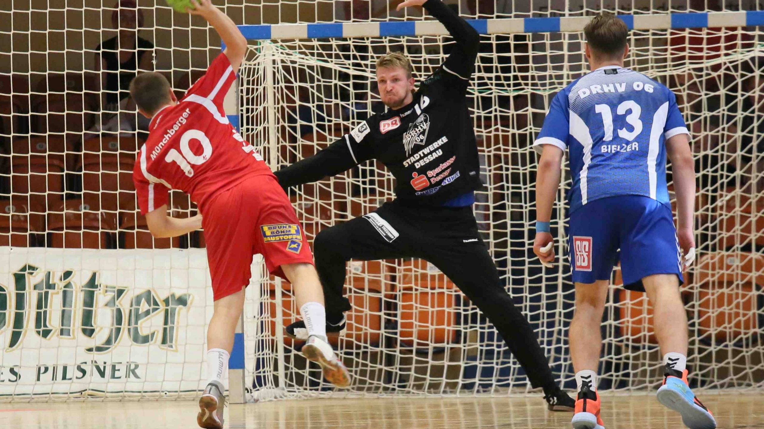 7-Meter im Spiel gegen den 1. VfL Potsdam