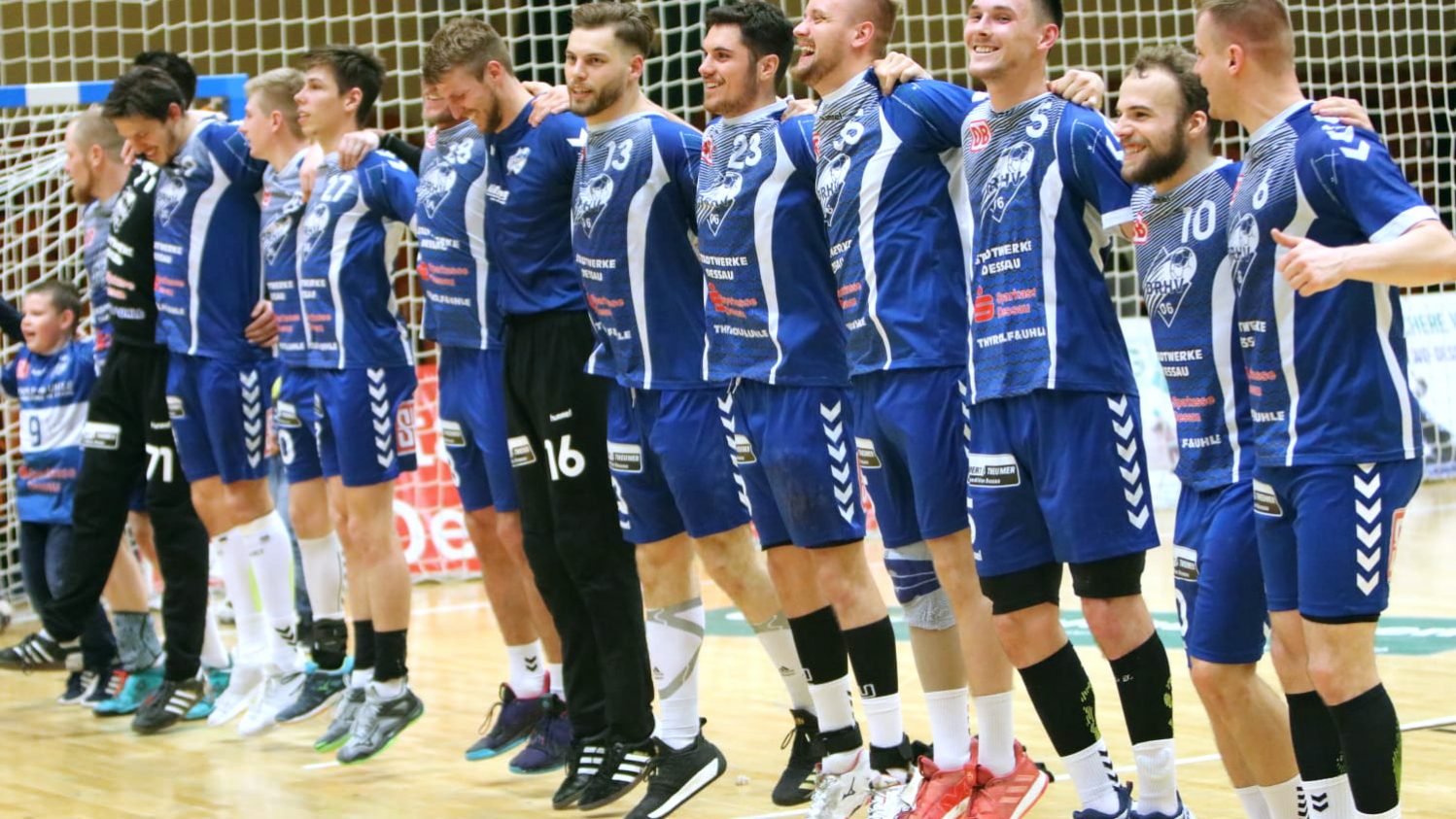 DRHV 06 jubelt gegen Eintracht Hildesheim