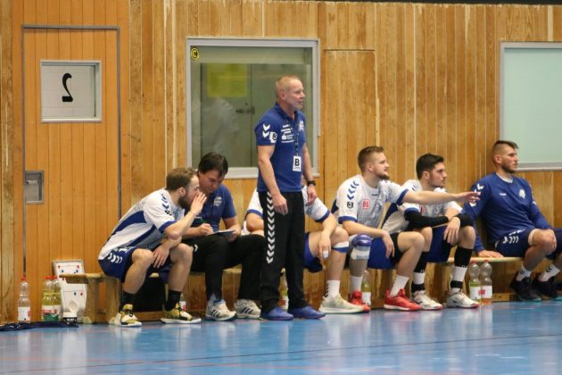 Uwe Jungandreas an der Seitenlinie in der Saison 2019/20