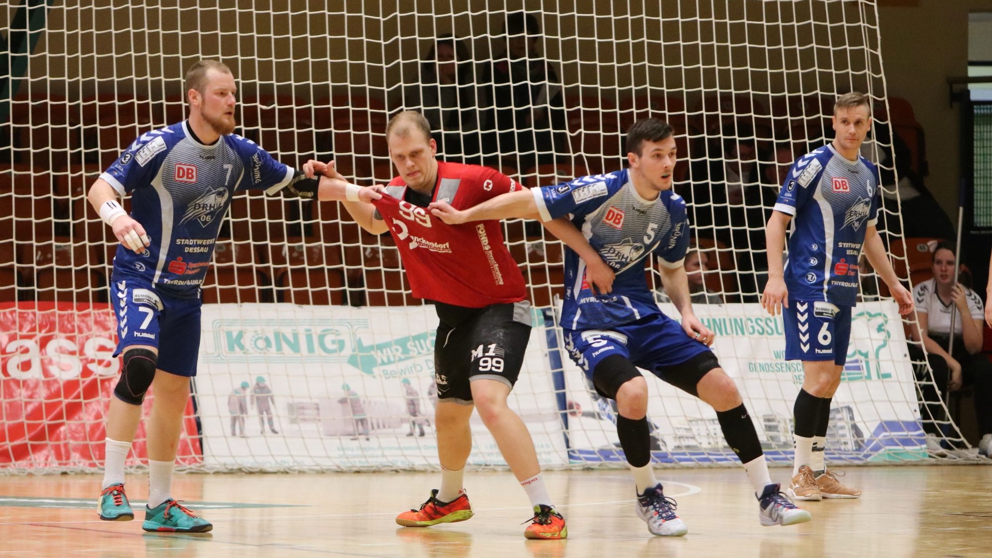 Timo Löser und Libor Hansich verteidigen