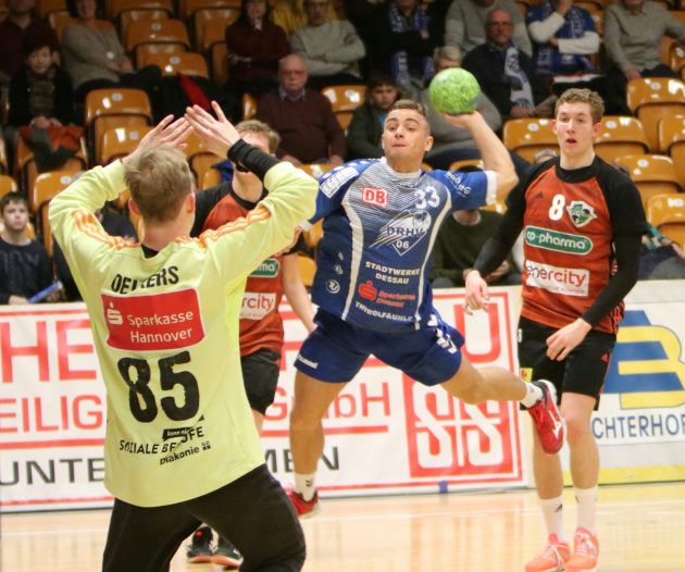 Jan Zahradníček beim Wurf am Kreis