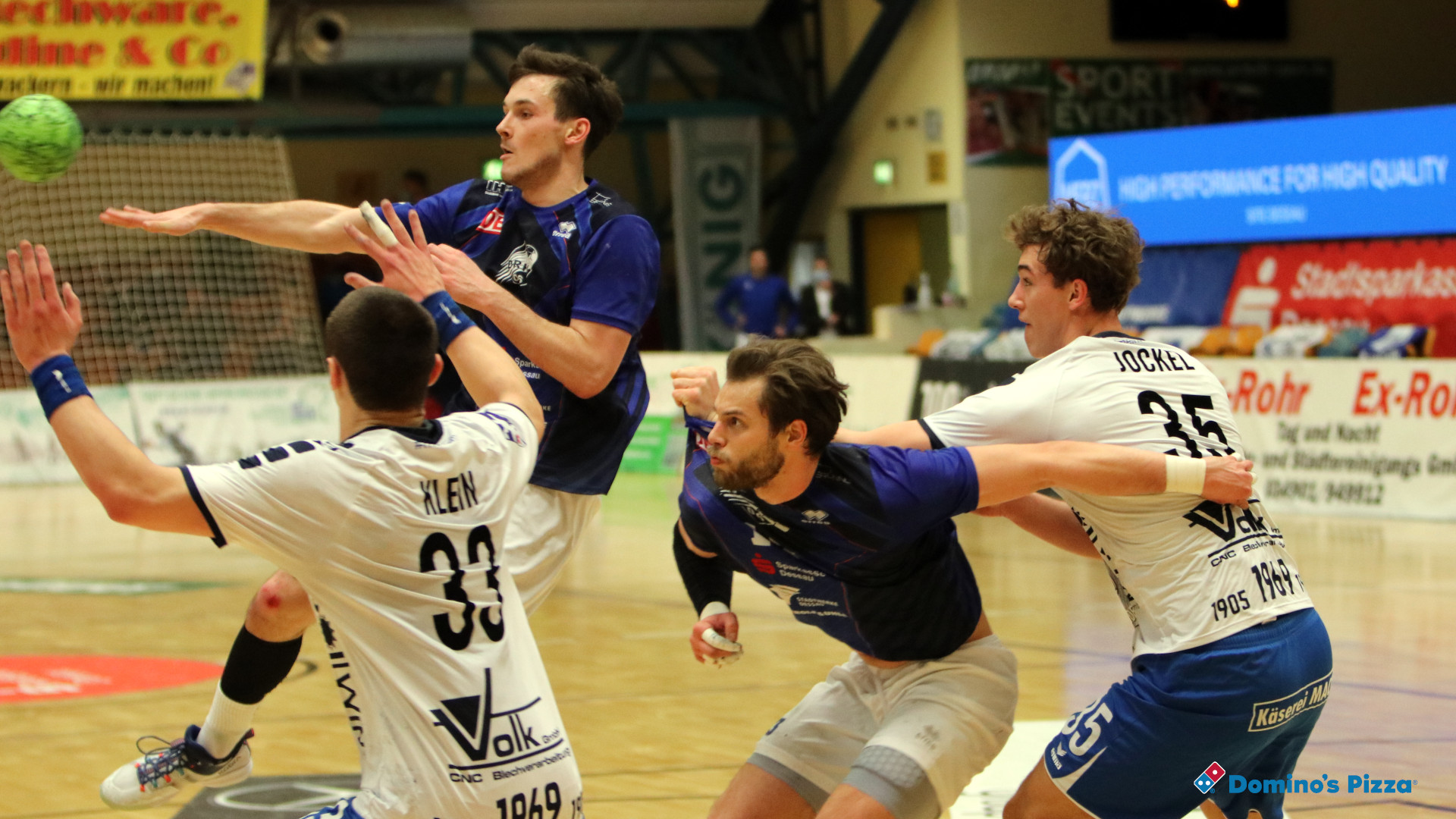 angriff-hüttenberg-page-0221 Timo Löser und Tim Bielzer im Spiel gegen den TV 05/07 Hüttenberg