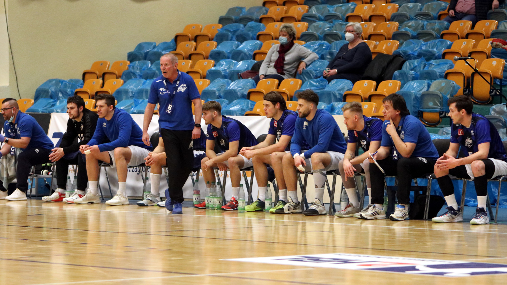 DRHV-Bank beim Spiel gegen den TSV Bayer Dormagen 2020/21