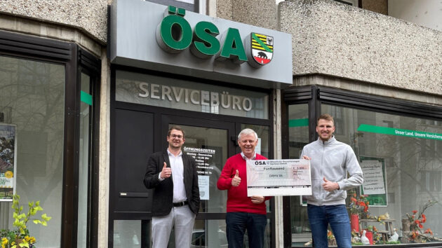 Scheckübergabe ÖSA-Versicherung 2021