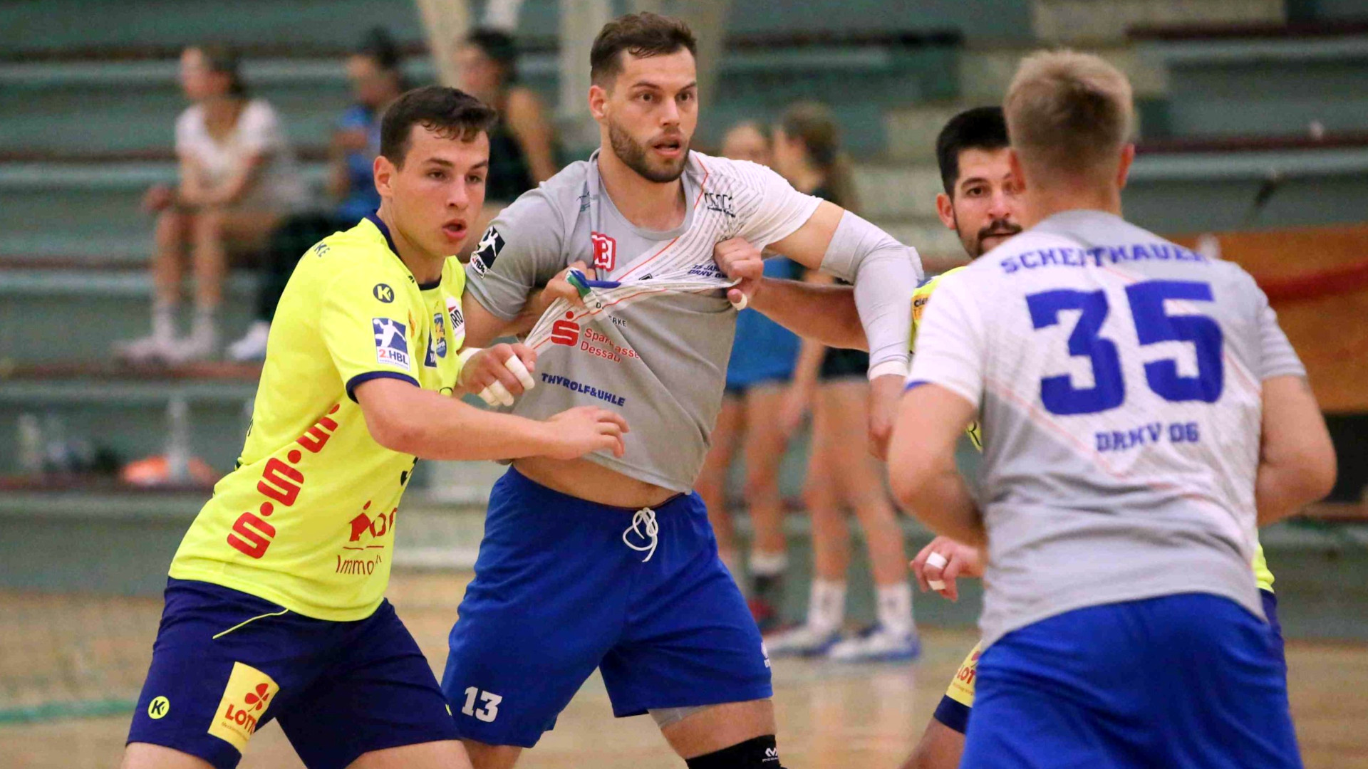 testspiel-rostock-angriff-0821 Testspiel gegen HC Empor Rostock, Max Scheithauer und Tim Bielzer