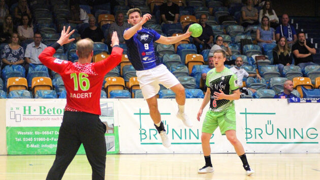 Yannick-Marcos Pust Vorbereitungsspiel Hildesheim Saison 2021/22