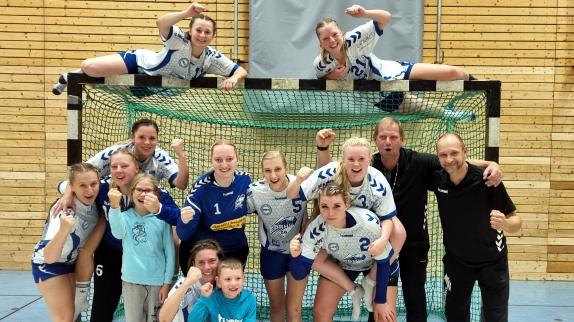 DRHV-Mädels nach dem Erfolg beim HC Görlitz in der Mitteldeutschen Oberliga September 2021