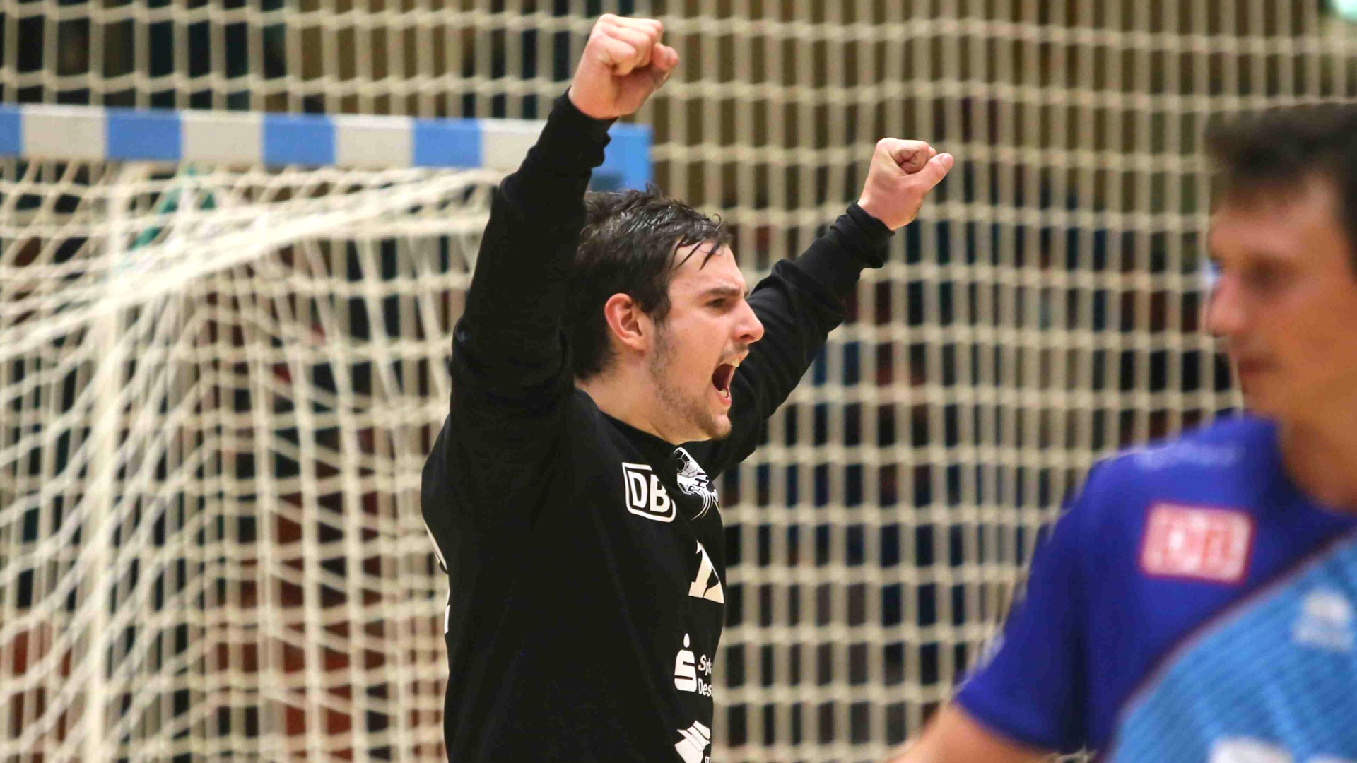 Julian Malek im Spiel gegen den VfL Lübeck-Schwartau Saison 2021-22