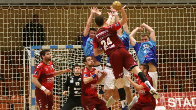 DRHV-Abwehr im Spiel gegen Bietigheim Saison 2021-22