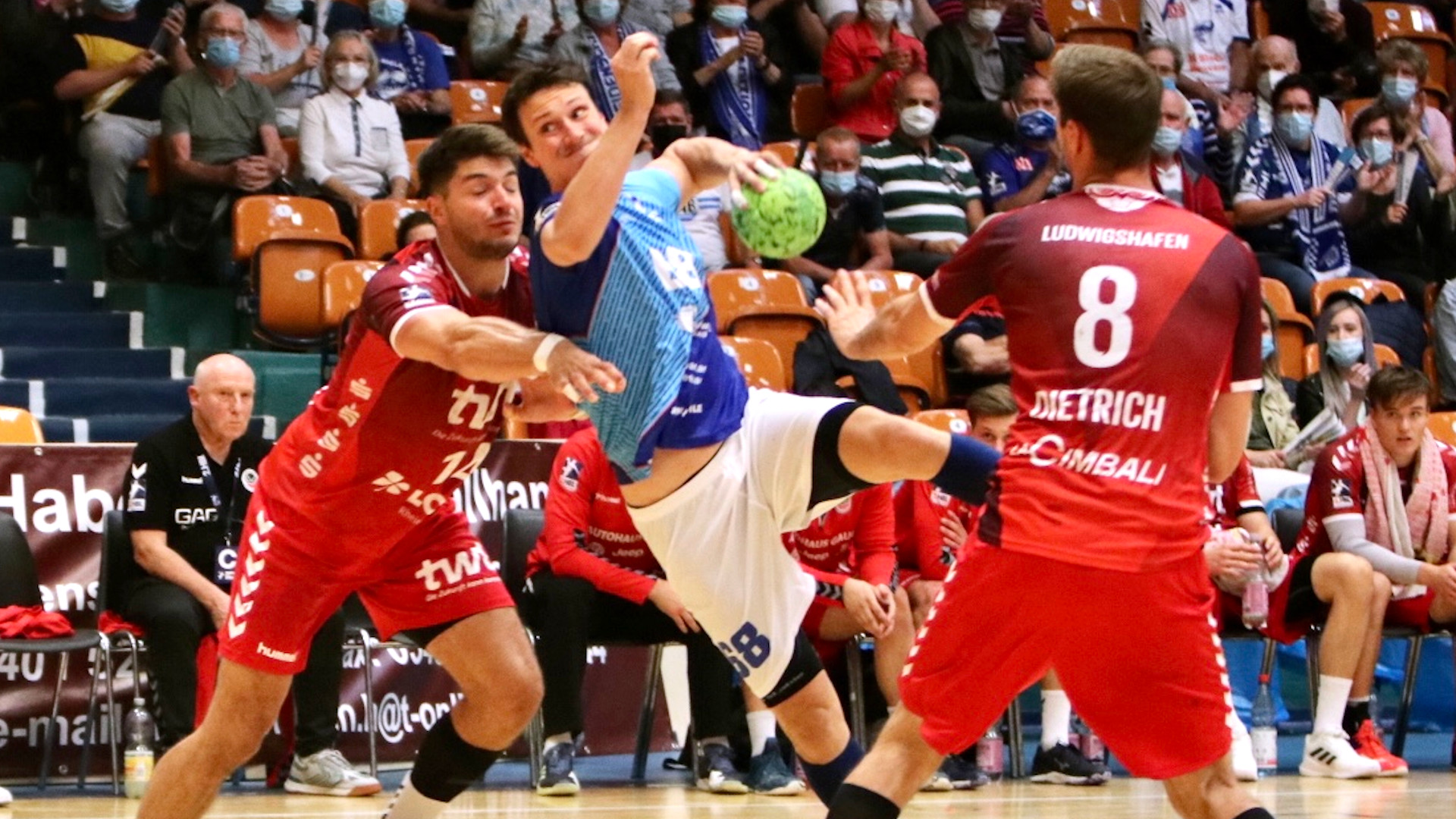 Max Emanuel im Spiel gegen die Eulen Ludwigshafen Saison 2021-22