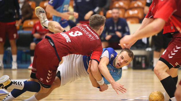 Vincent Sohmann im Spiel gegen die SG BBM Bietigheim Saison 2021-22