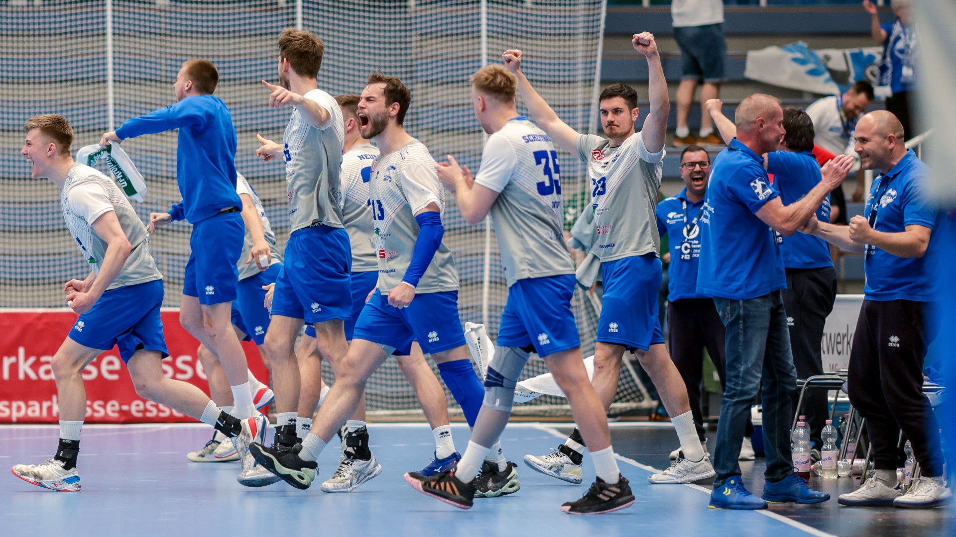 DRHV-Bank kurz nach Abpfiff in Essen Saison 2021/22