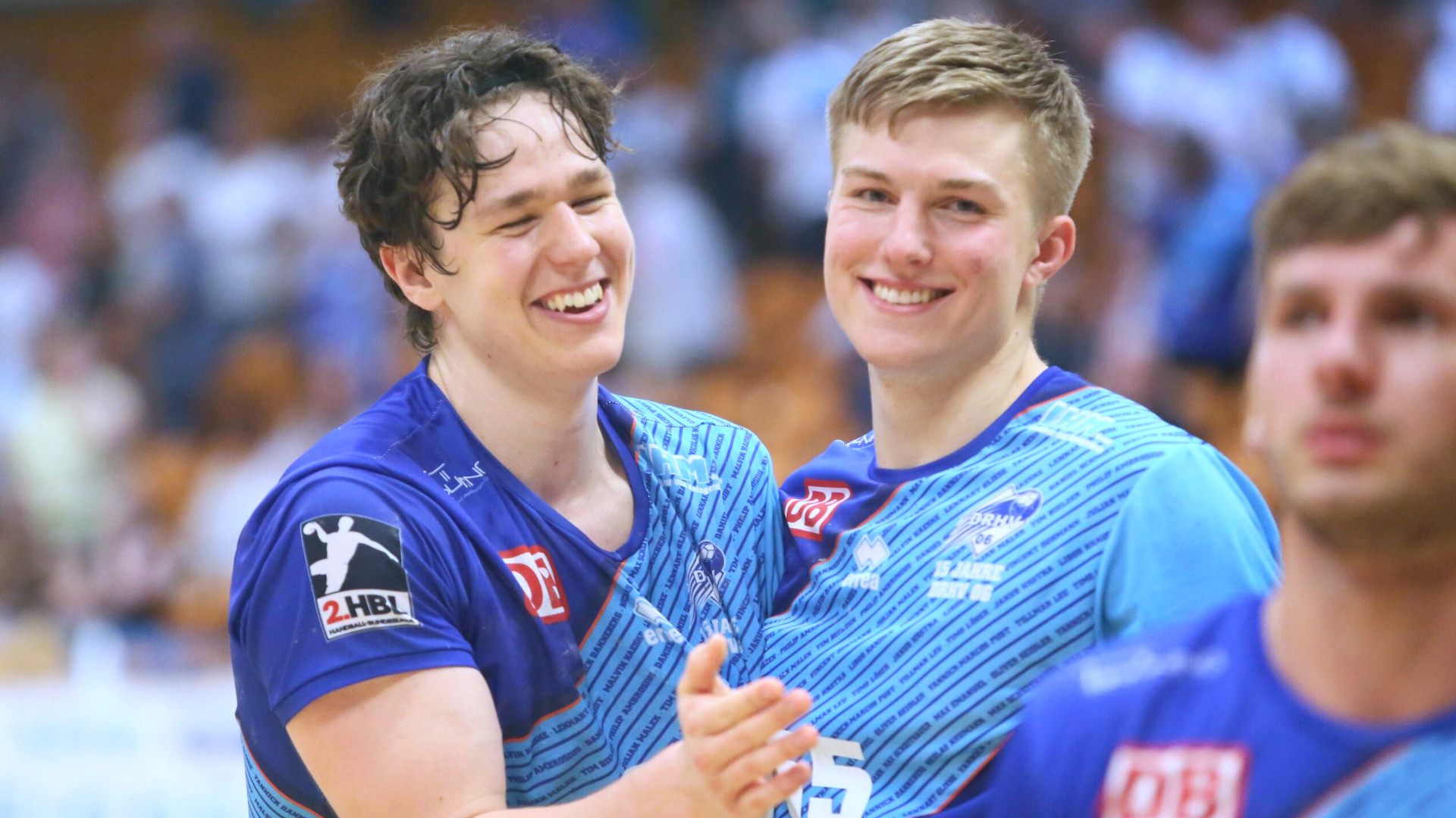 Tillman Leu und Luka Baumgart nach dem Heimspielsieg gegen den ASV Hamm-Westfalen Saison 2021/22