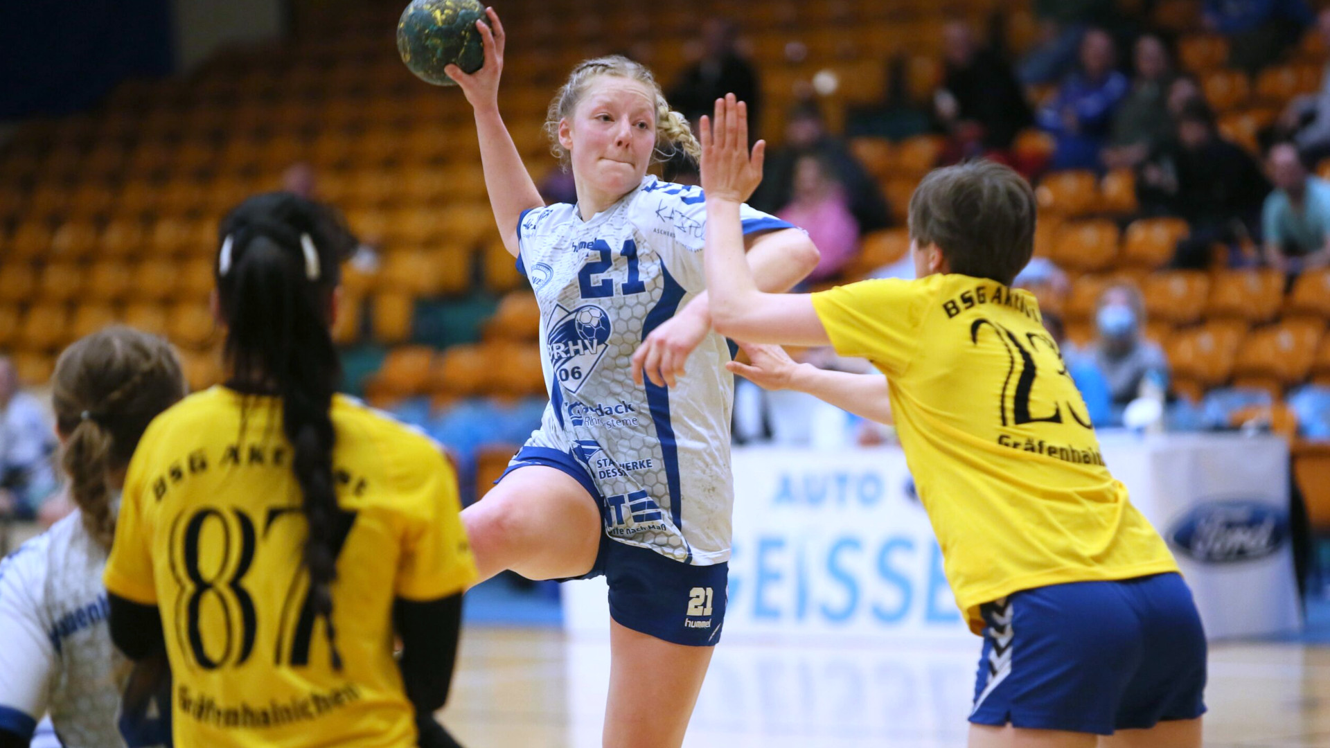 Luisa Wolf im Spiel gegen Gräfenhainichen Saison 2021/22