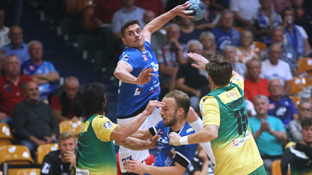 Lennart Gliese im Spiel gegen den VfL Eintracht Hagen Saison 2022/23