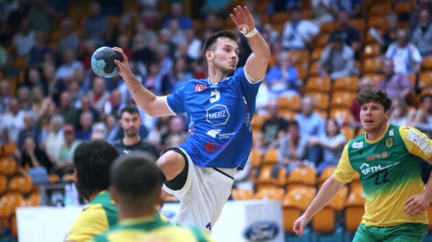 Timo Löser im Spiel gegen den VfL Eintracht Hagen Saison 2022/23