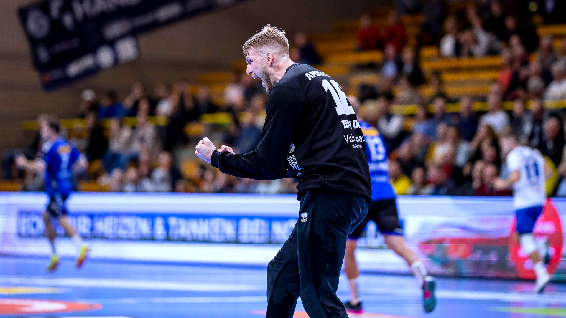 Philip Ambrosius im Spiel gegen den VfL Lübeck-Schwartau Saison 2022/23