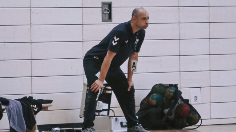 Frauen-Trainer Thomas Kirschstein Saison 2023/24