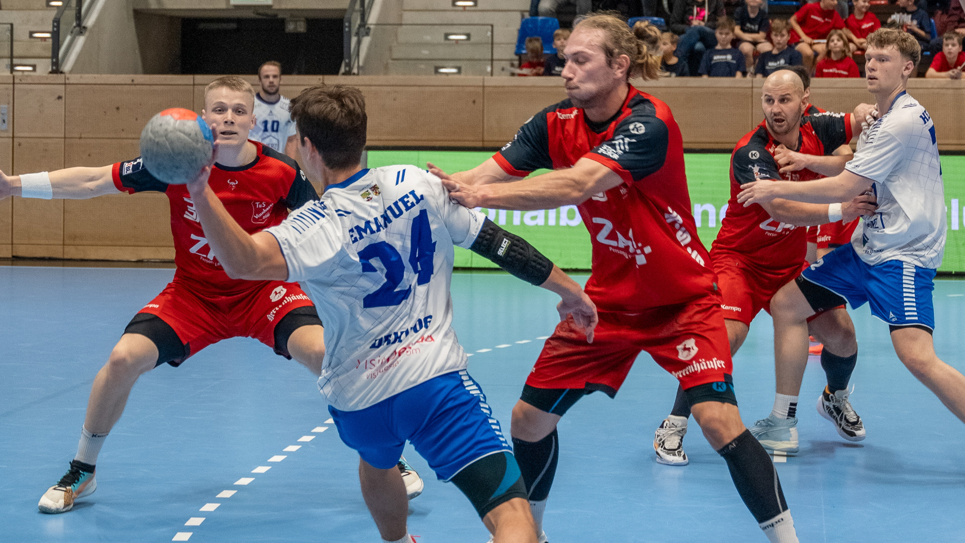 Oskar Emanuel im Spiel gegen den TuS Vinnhorst Saison 2023/24