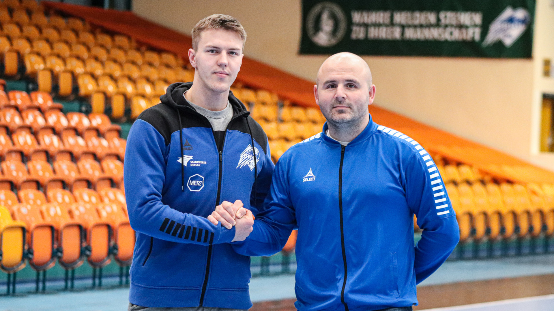 Fritz-Leon Haake und Vanja Radić in der Anhalt-Arena Januar 2024