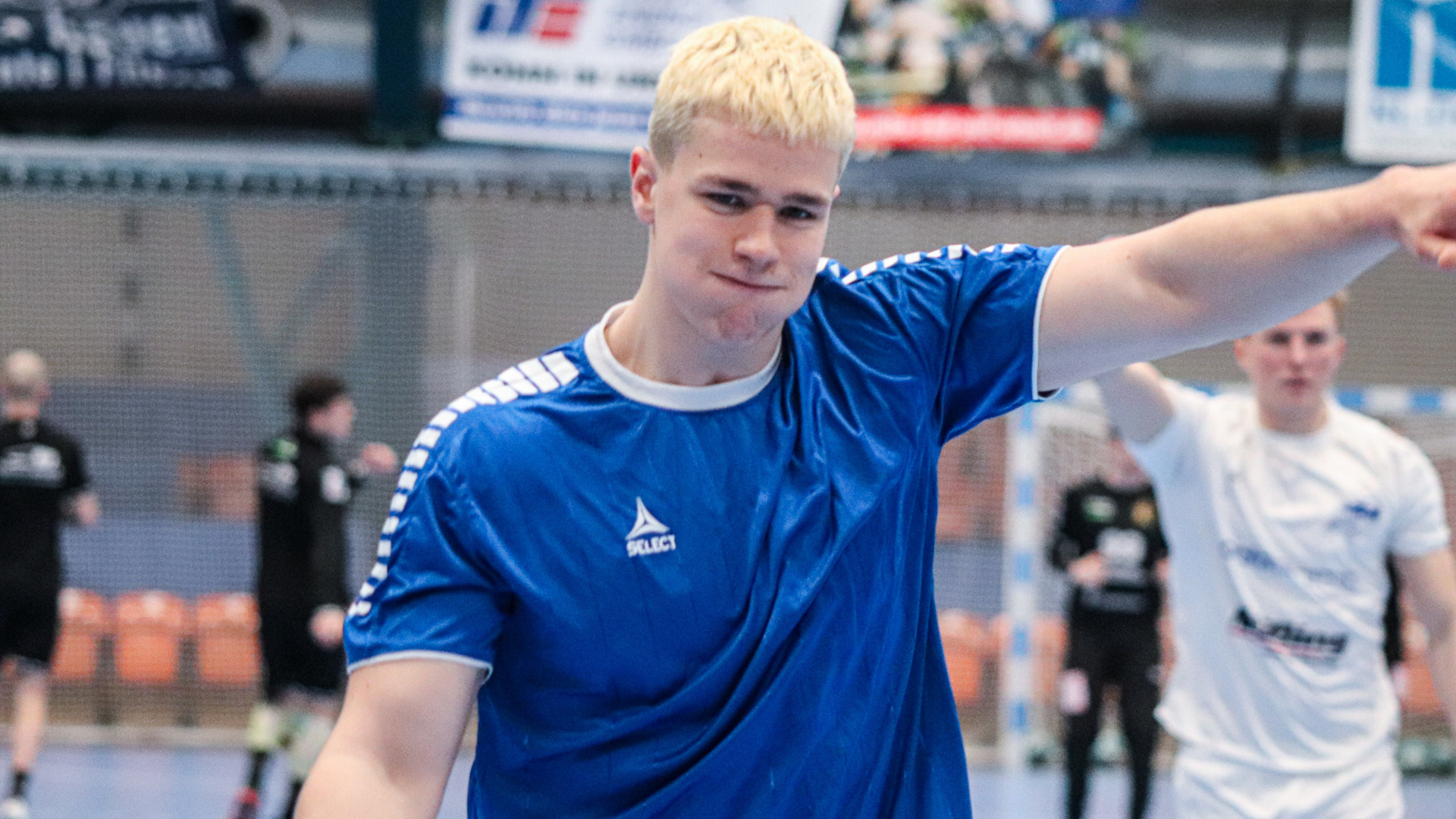 Tillman Leu beim warm up Saison 2023/24