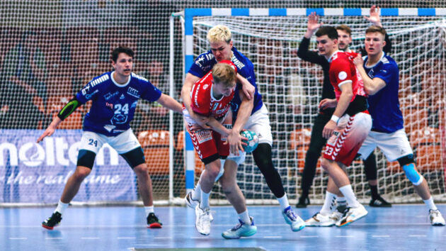 DRHV Abwehr mit Tillman Leu im Spiel gegen den VfL Lübeck-Schwartau Saison 2023/24