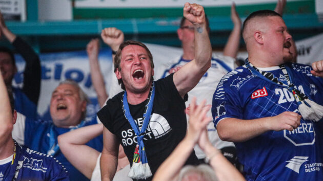 Der DRHV-Fanblock in der Anhalt-Arena Saison 2023/24