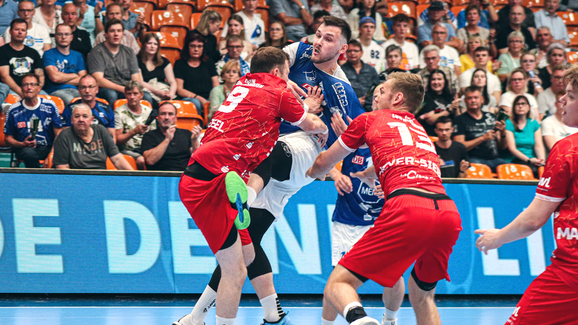 Timo Löser in seinem letzten Heimspiel gegen die Eulen Ludwigshafen Saison 2023/24