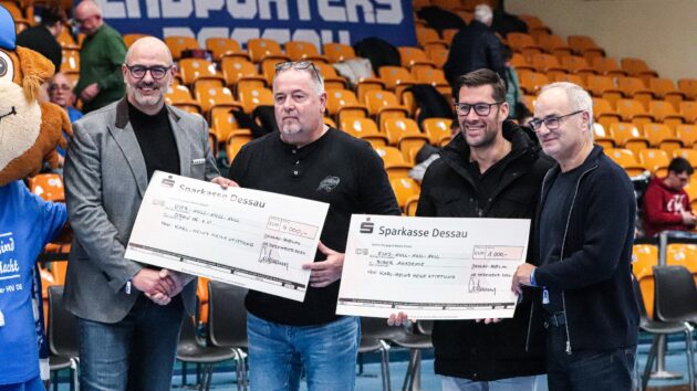 Checkübergabe Karl Heinz Heise Stiftung